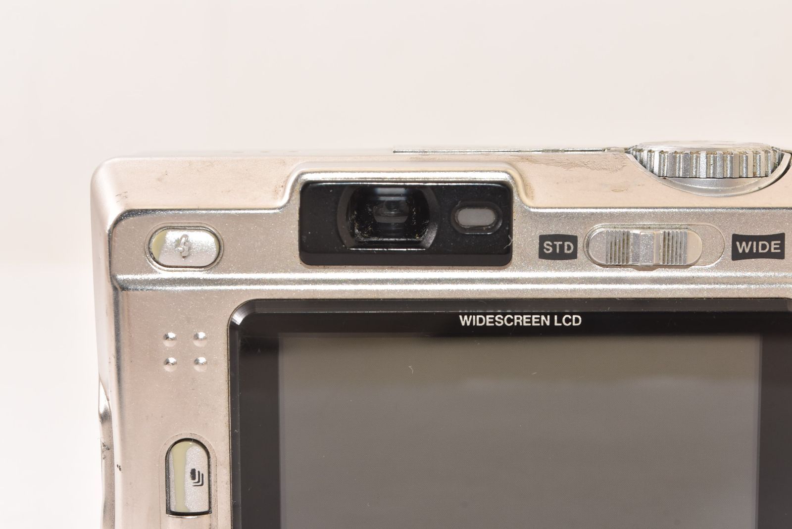☆ジャンク品☆ FUJIFILM フジフィルム FinePix F810 コンパクト