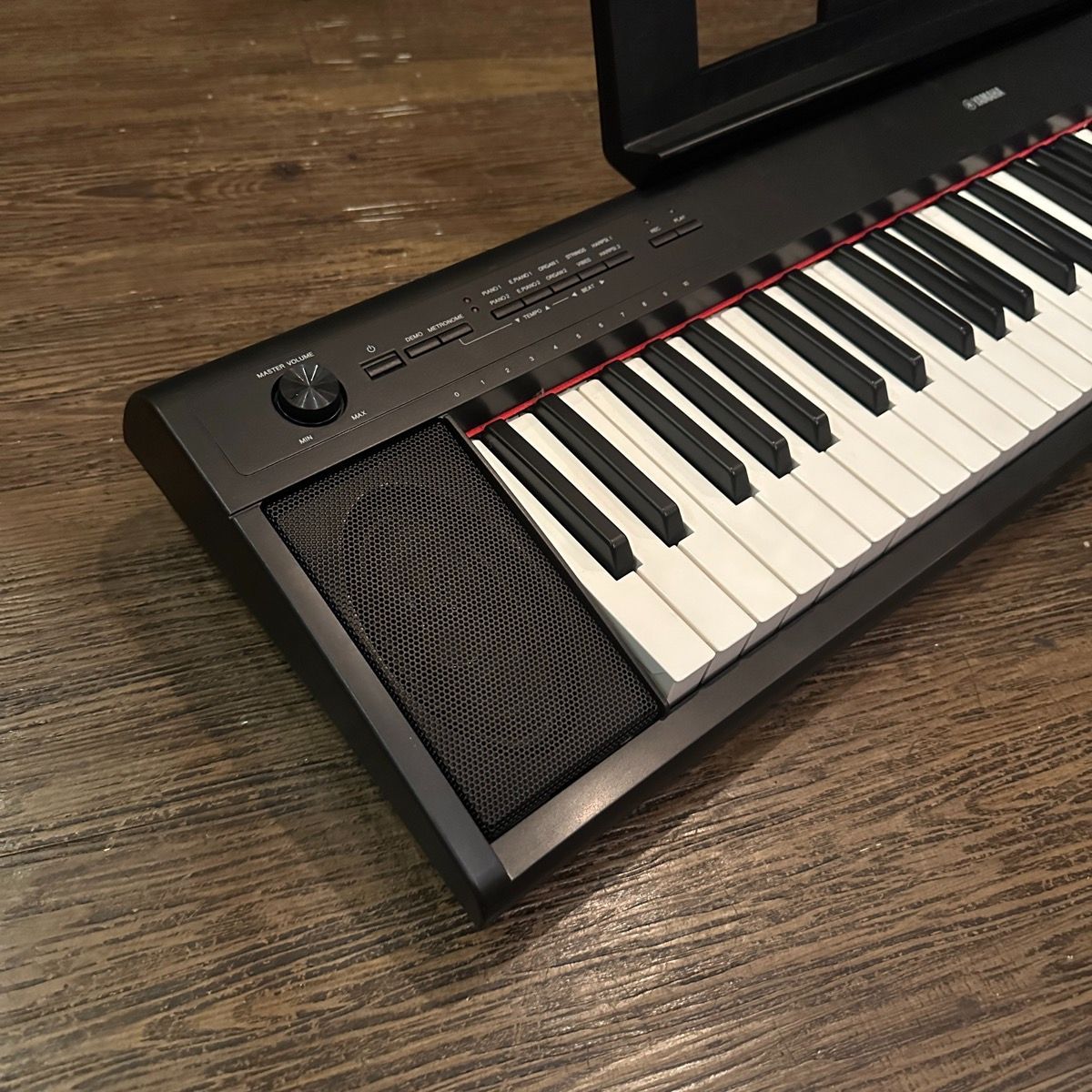 Yamaha NP 12 Keyboard ヤマハ キーボード
