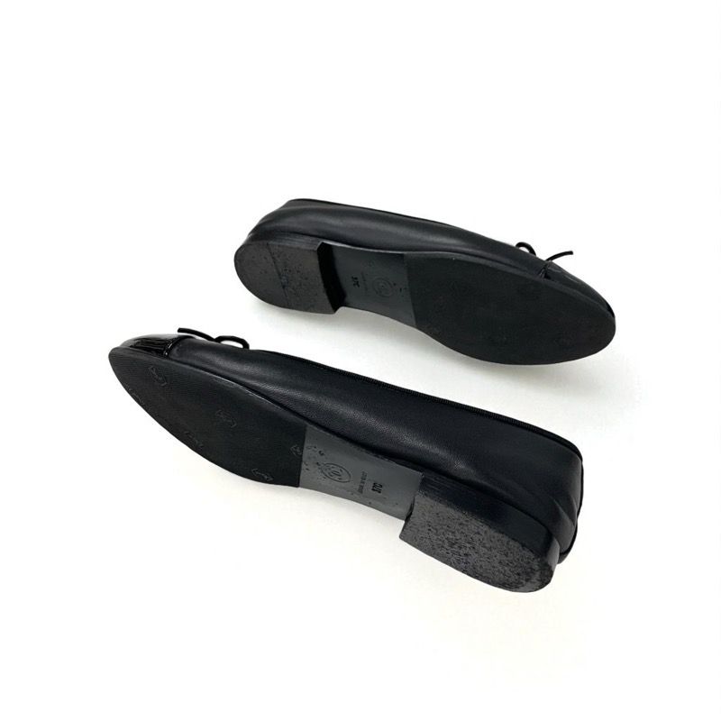 CHANEL バレリーナ バレエシューズ ココマーク リボン ブラック 35 シャネル CHANEL フラットシューズ 靴 シューズ レザー パテント