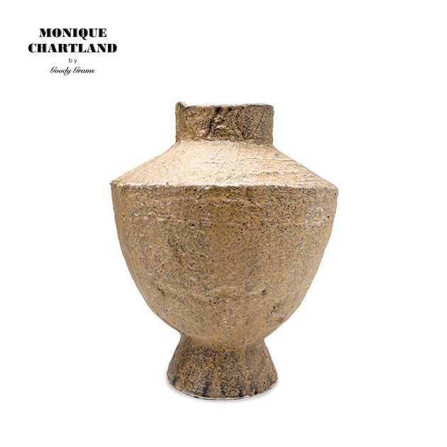 送料無料，人気 MONIQUE CHARTLAND by Goody Grams オブジェ 置物 RALUMINUM VASE REVERSED TRIANGLE 置物