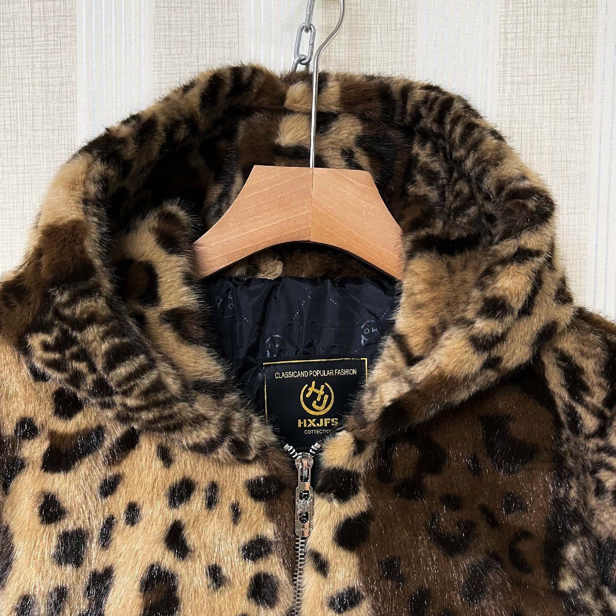 10%OFFクーポン】 毛皮コート イタリア製造 ミンク混 暖かい ヒョウ柄
