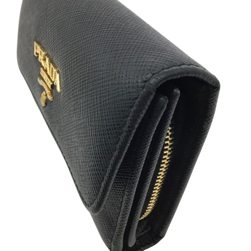 プラダ 三つ折り財布