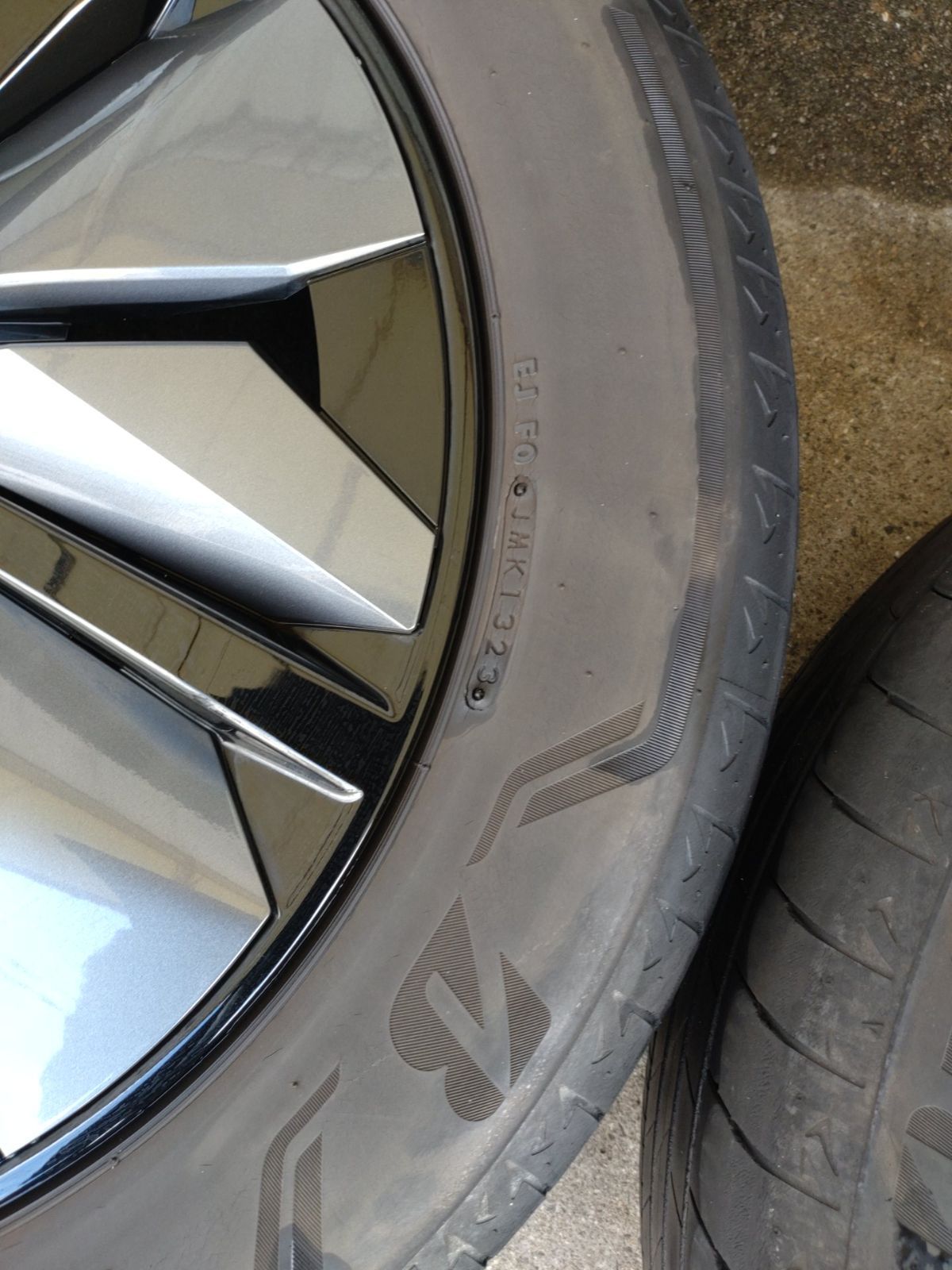  NISSAN 日産 アリア ARIYA FE 0 19インチ 7 5 J 40 114 3 H ブリヂストン ALENZA 001 235 55 R 19 4本 19インチ タイヤ ホイールセット