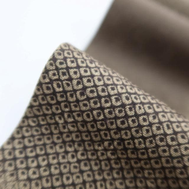 ✾まめ藤✾ 正絹 着物 素朴でいて味わい深い市松に蕪の美味しいアクセント”小紋 E-1