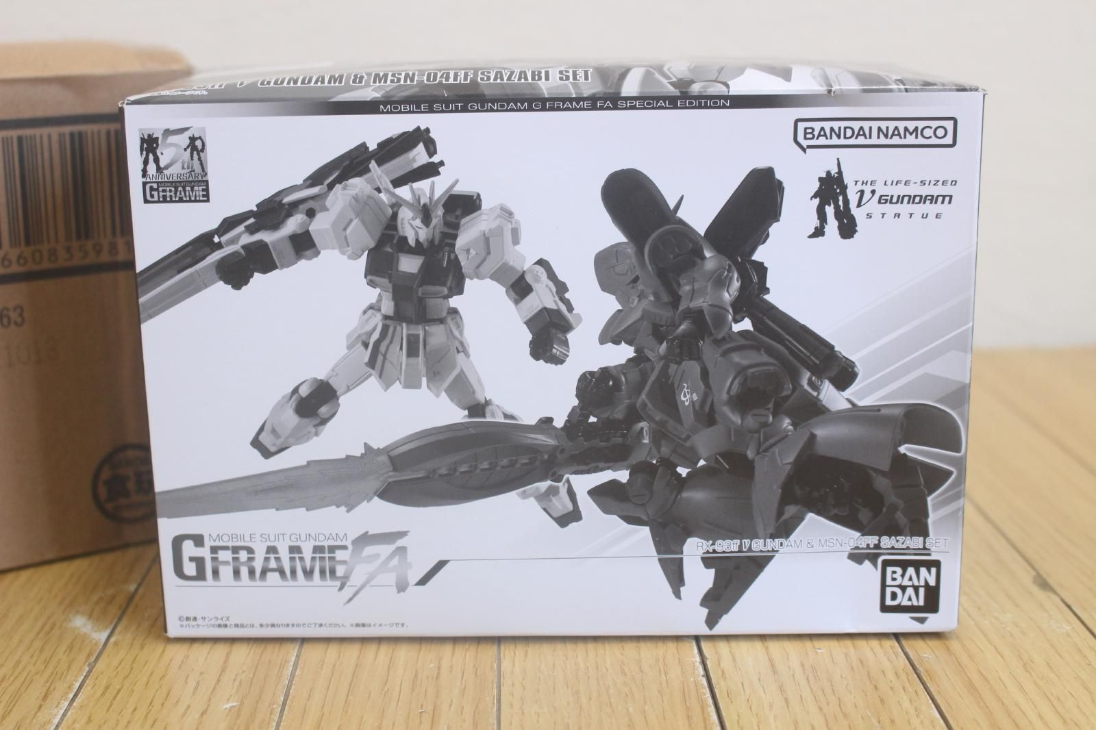 機動戦士ガンダムGフレームFA RX-93 ff νガンダム＆MSN-04 サザビーセット