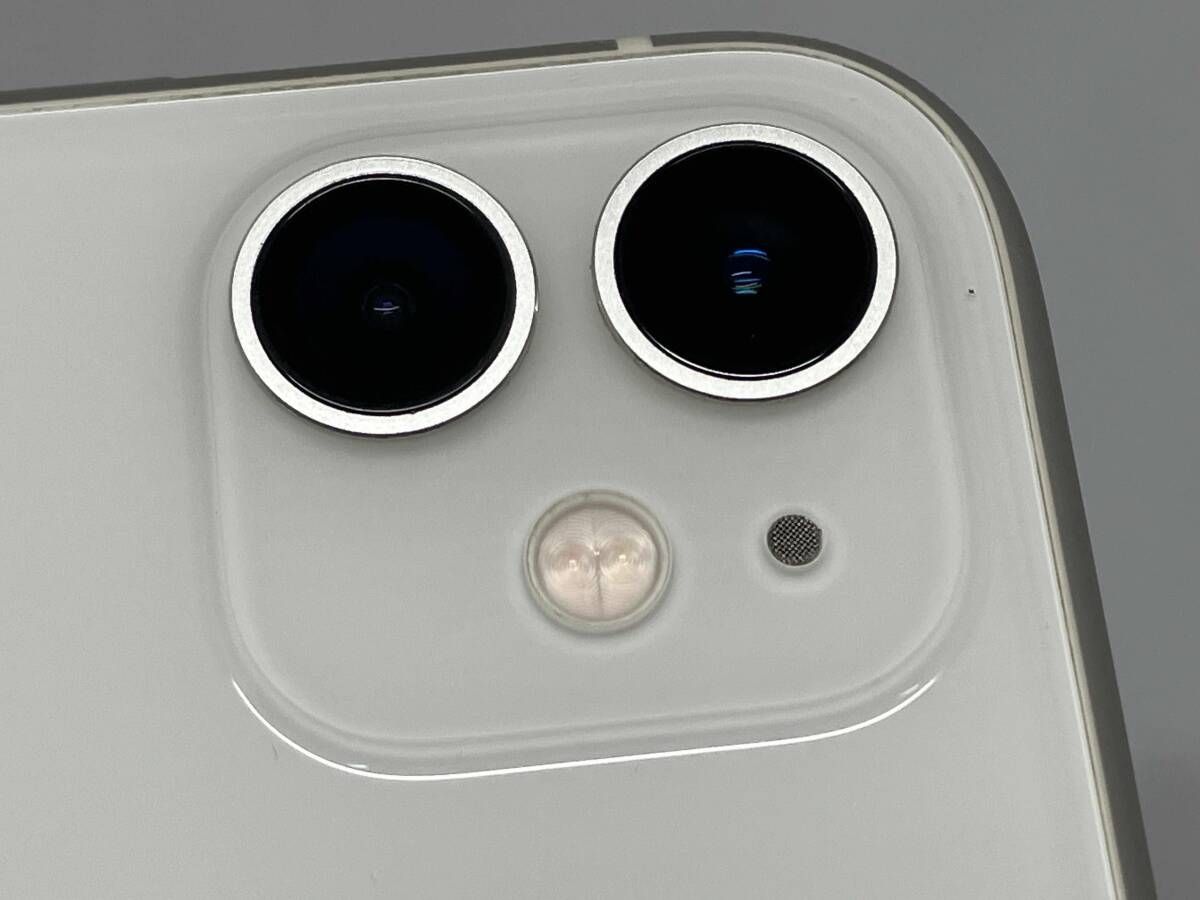 docomo 【SIMロックなし】MWM22J/A iPhone 11 128GB ホワイト docomo