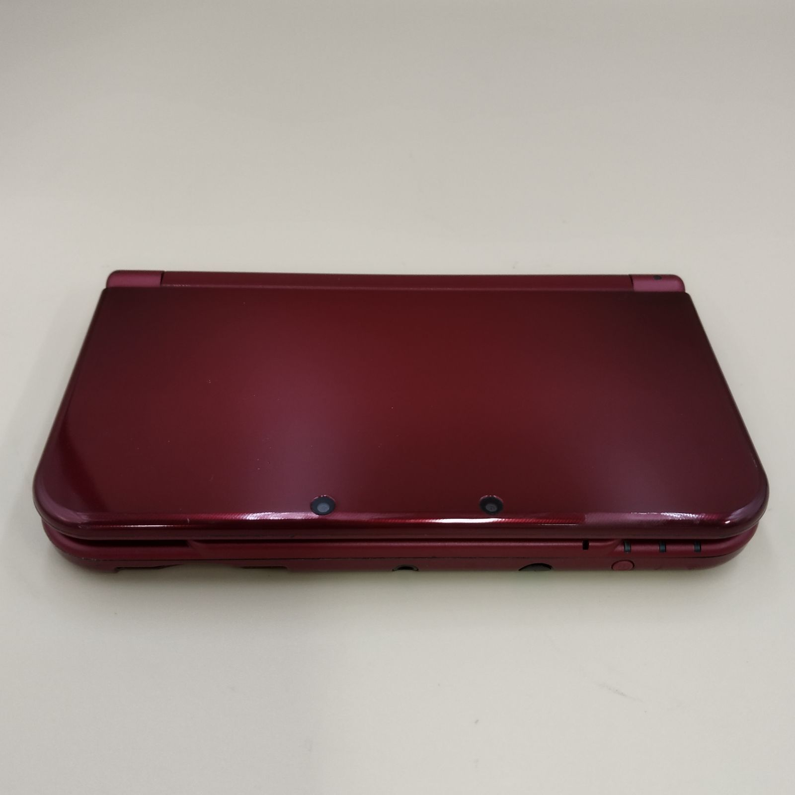 D 27976 Newニンテンドー3 DSLL 本体 RED-001 メタリックレッド ソフト2本セット