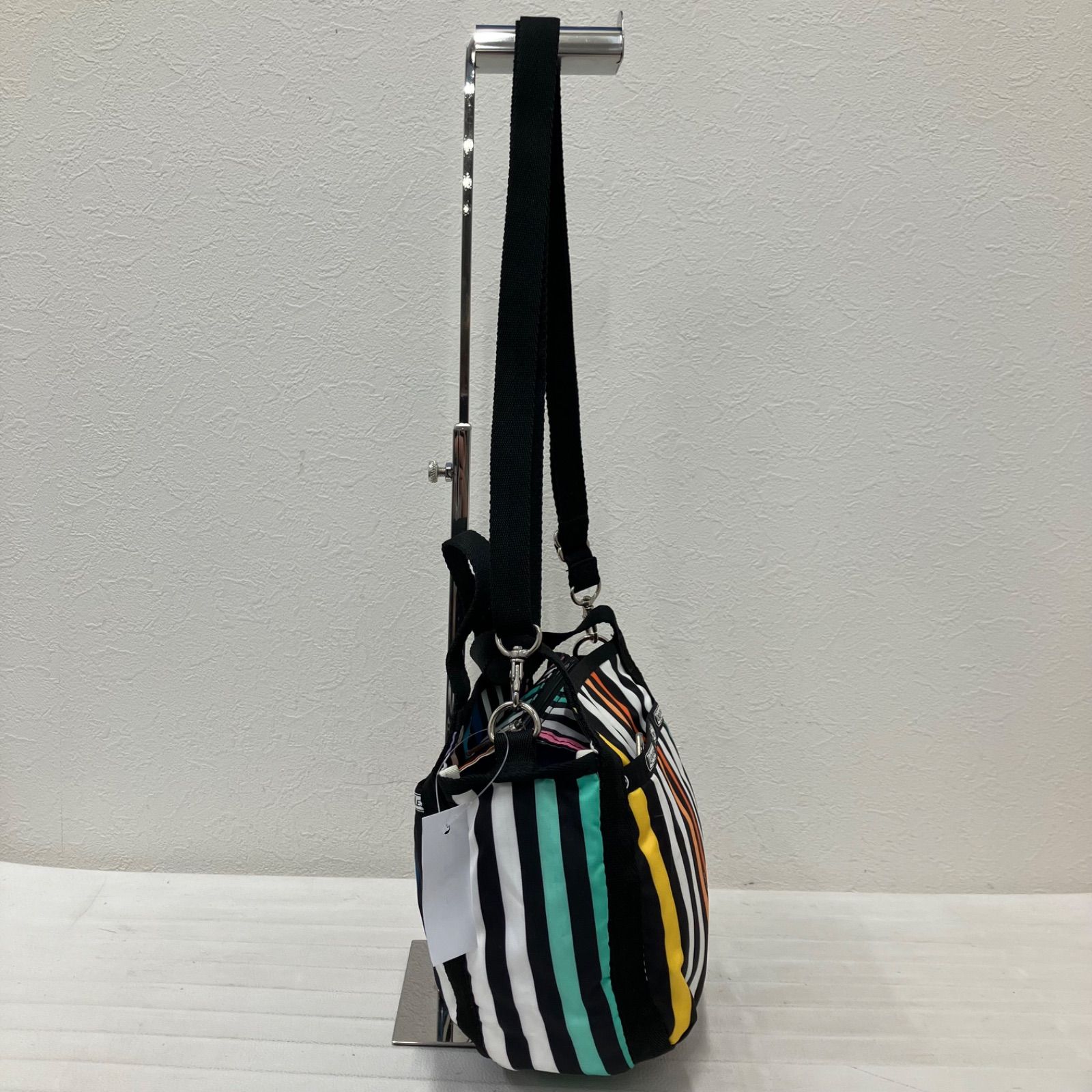 7137 LeSportsac レスポートサックカラフルボーダー2wayバッグ 