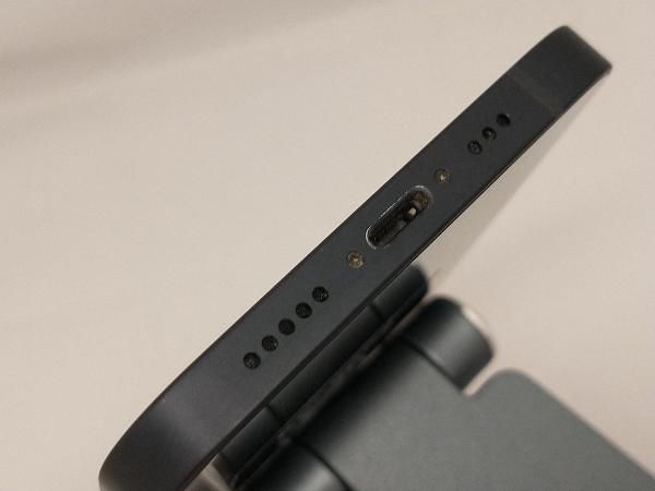 SIMロックなし】MGHN3J/A iPhone 12 64GB ブラック UQ 64GB iPhone 0