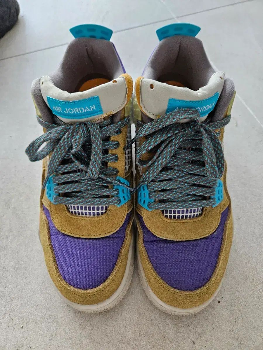 265 ジョーダン4 ユニオン デザートモス