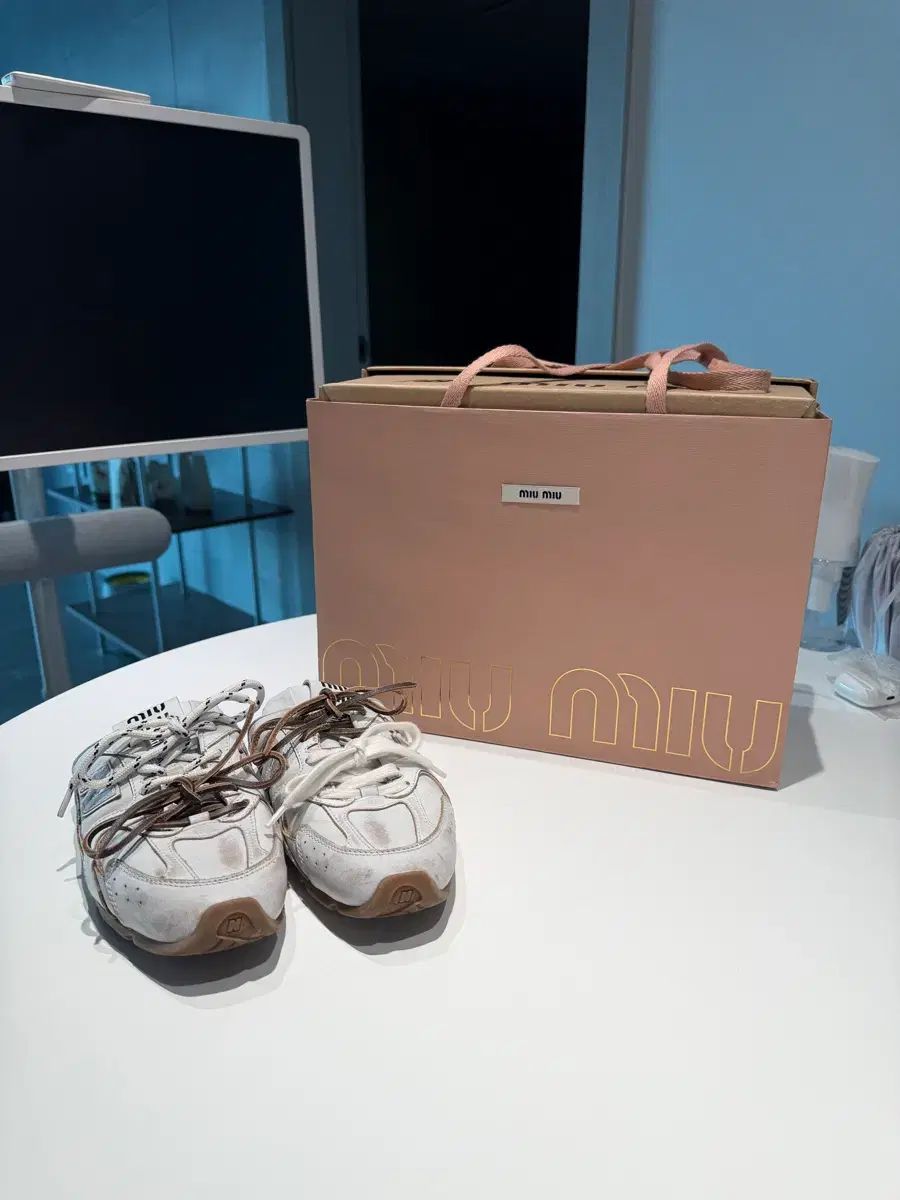 ミュウミュウ X ニュー ンス 뮬 38 5