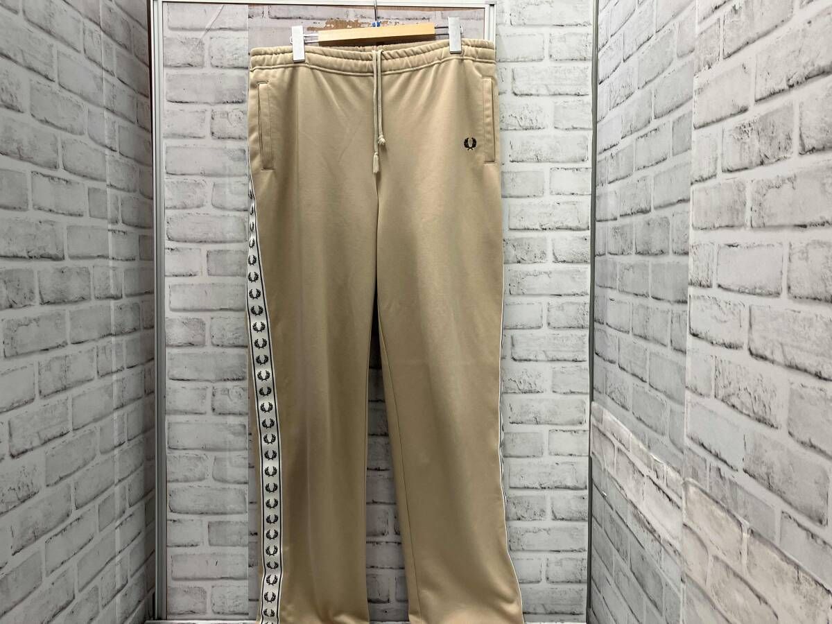 FRED PERRY 古着 90 s FRT 830 L トラックパンツ サイズ0 ベージュ