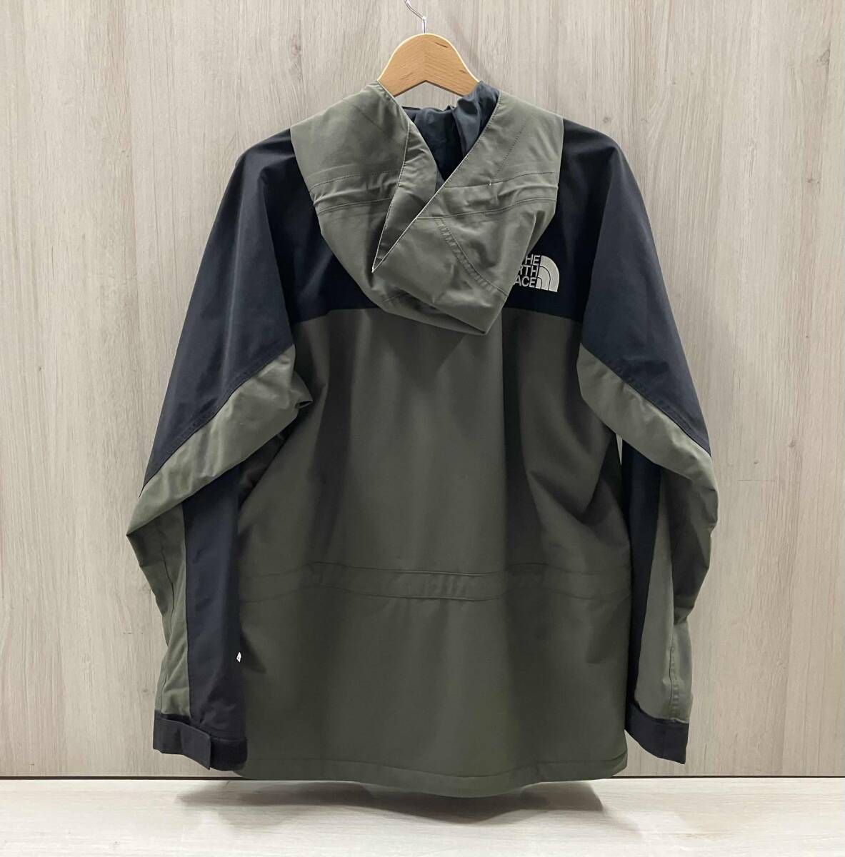 THE NORTH FACE マウンテンパーカー NP 11834 Lサイズ カーキ ノースフェイス