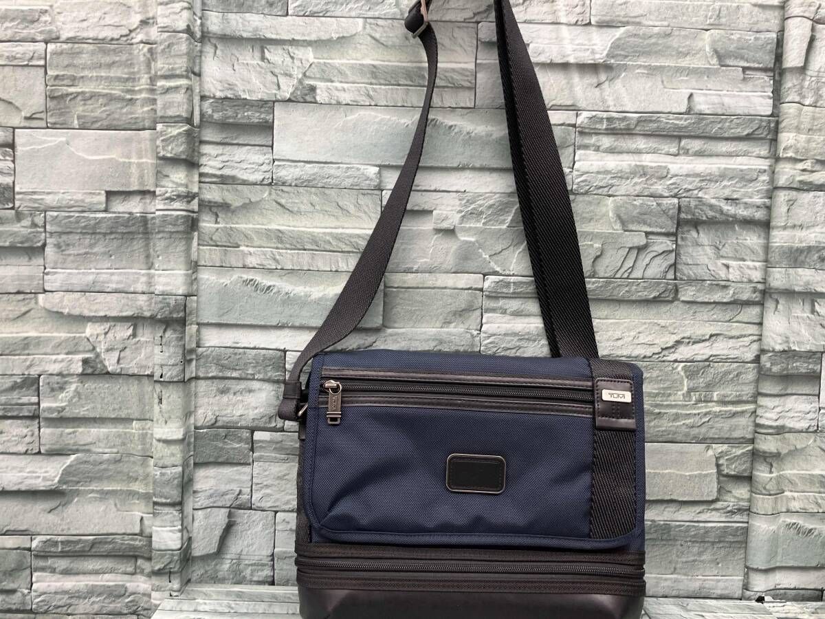 公式店ALPHA ポケット・バッグ・スモール TUMI トゥミ ネイビー