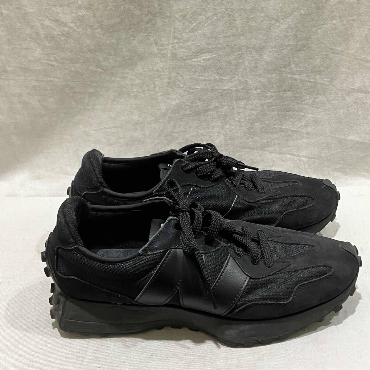 new balance スニーカー MS327CTB トリプルブラック 27.5