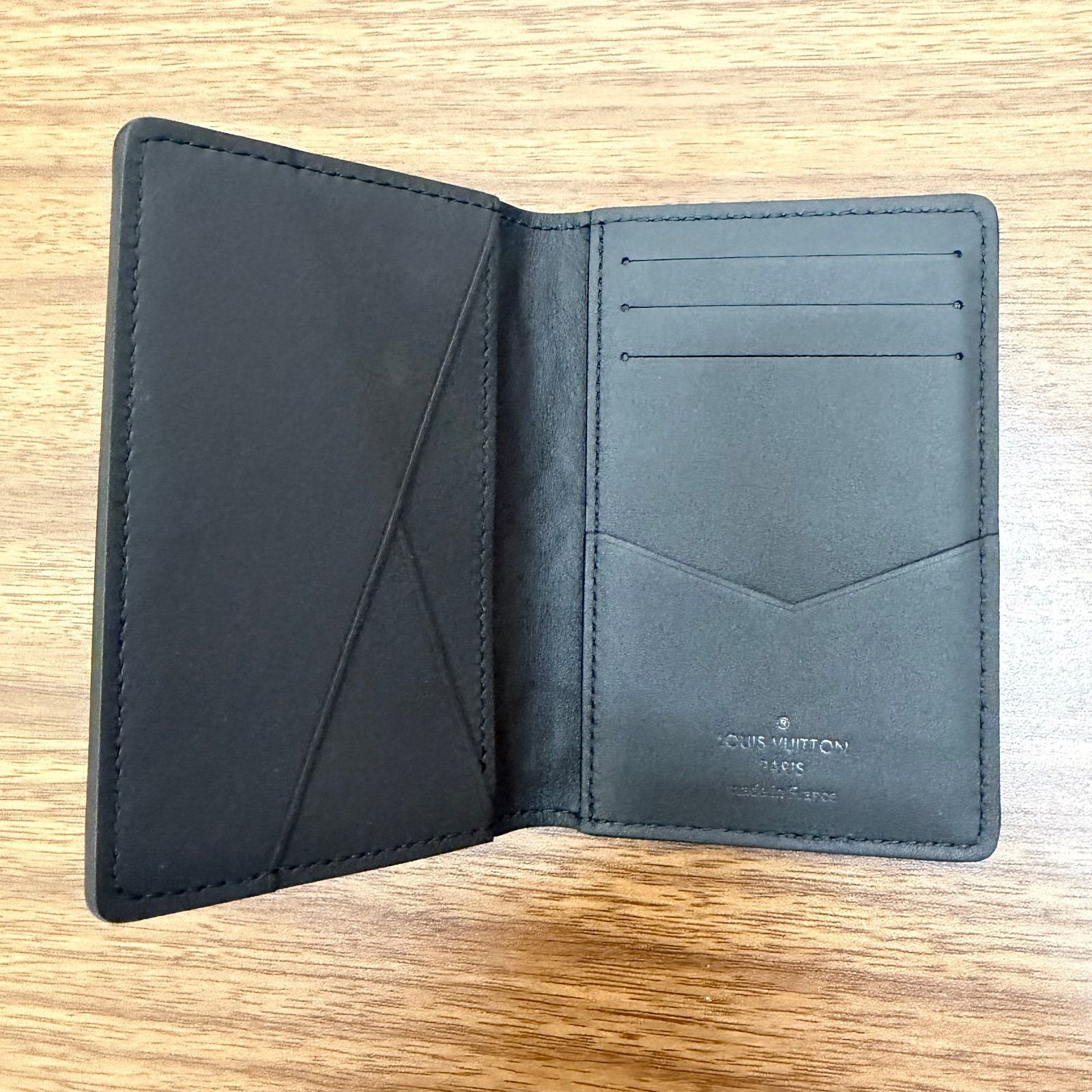 VUITTONルイヴィトン M