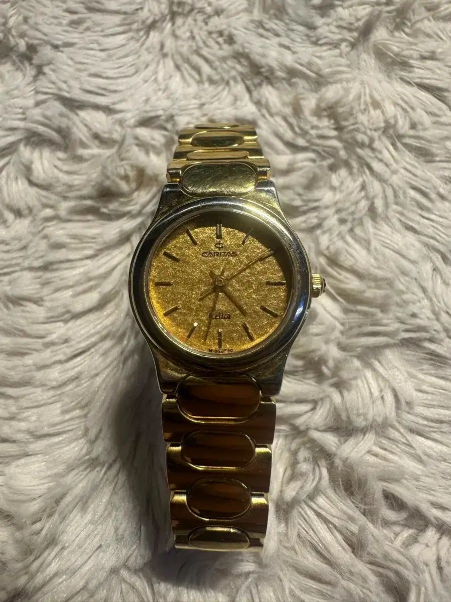 カリタスCelica ヴィンテージ GOLD トーン サファイア クリスタル レディース 時計