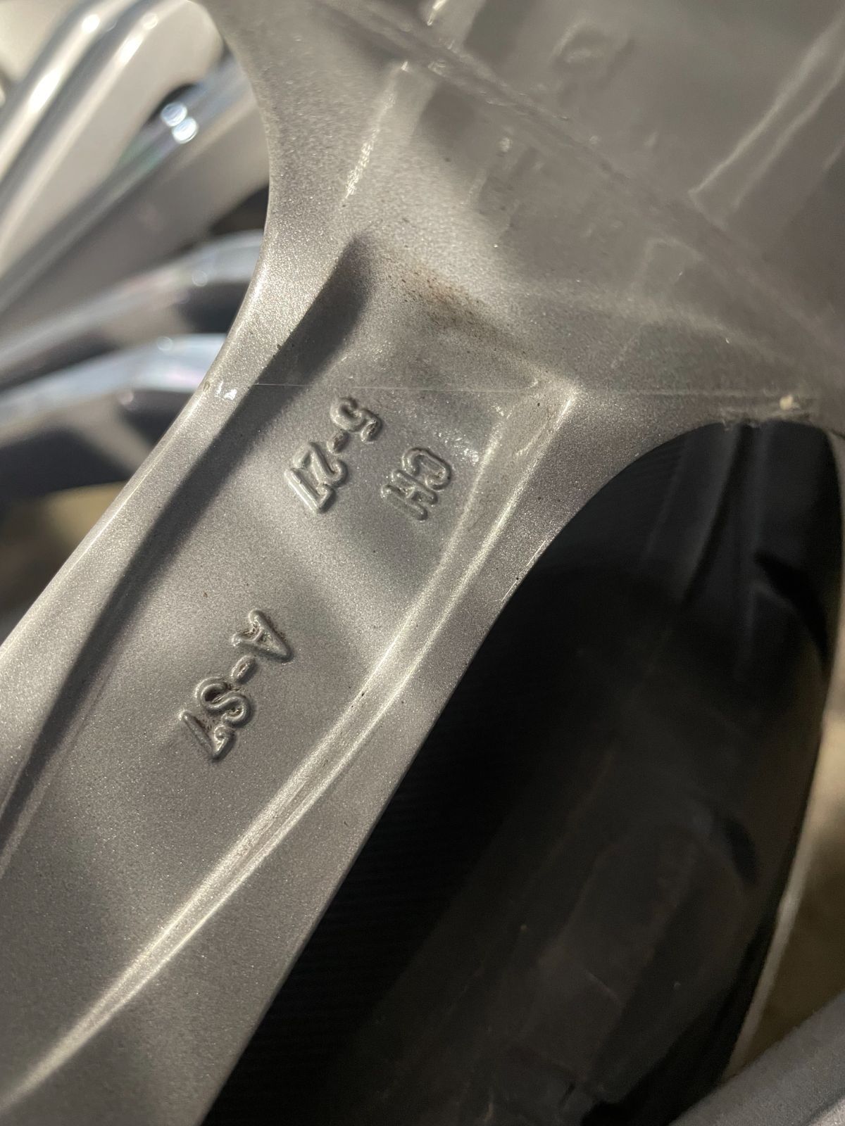 ☆夏のボーナスセール☆プジョー RCZ 純正アルミホイール 235/45R18