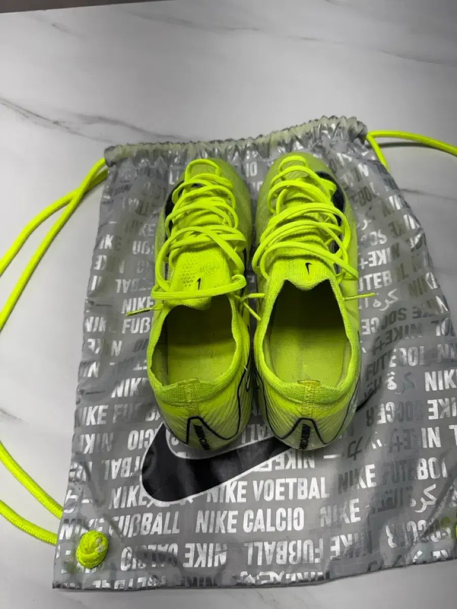 NIKE マーキュリアル ベイパー16 エリート Ag 270