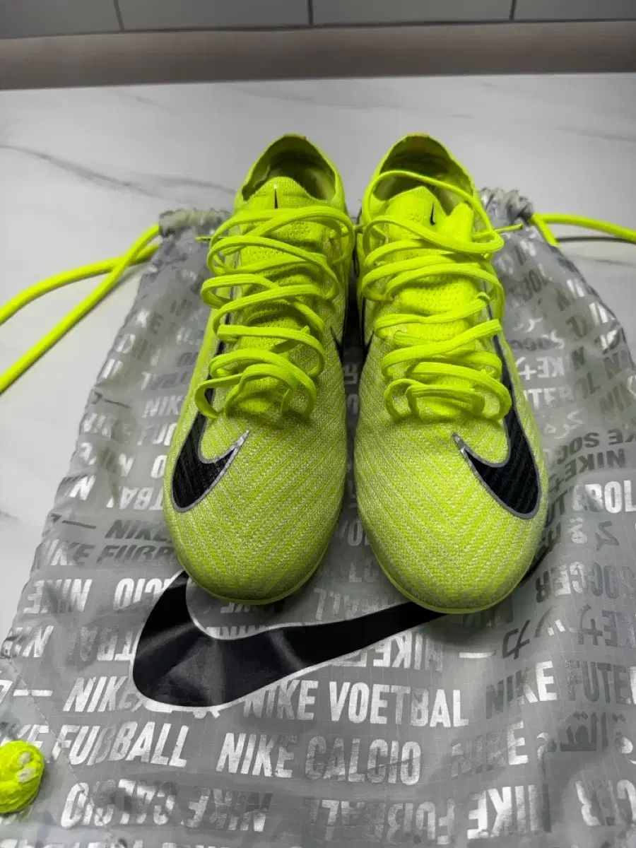 NIKE マーキュリアル ベイパー16 エリート Ag 270