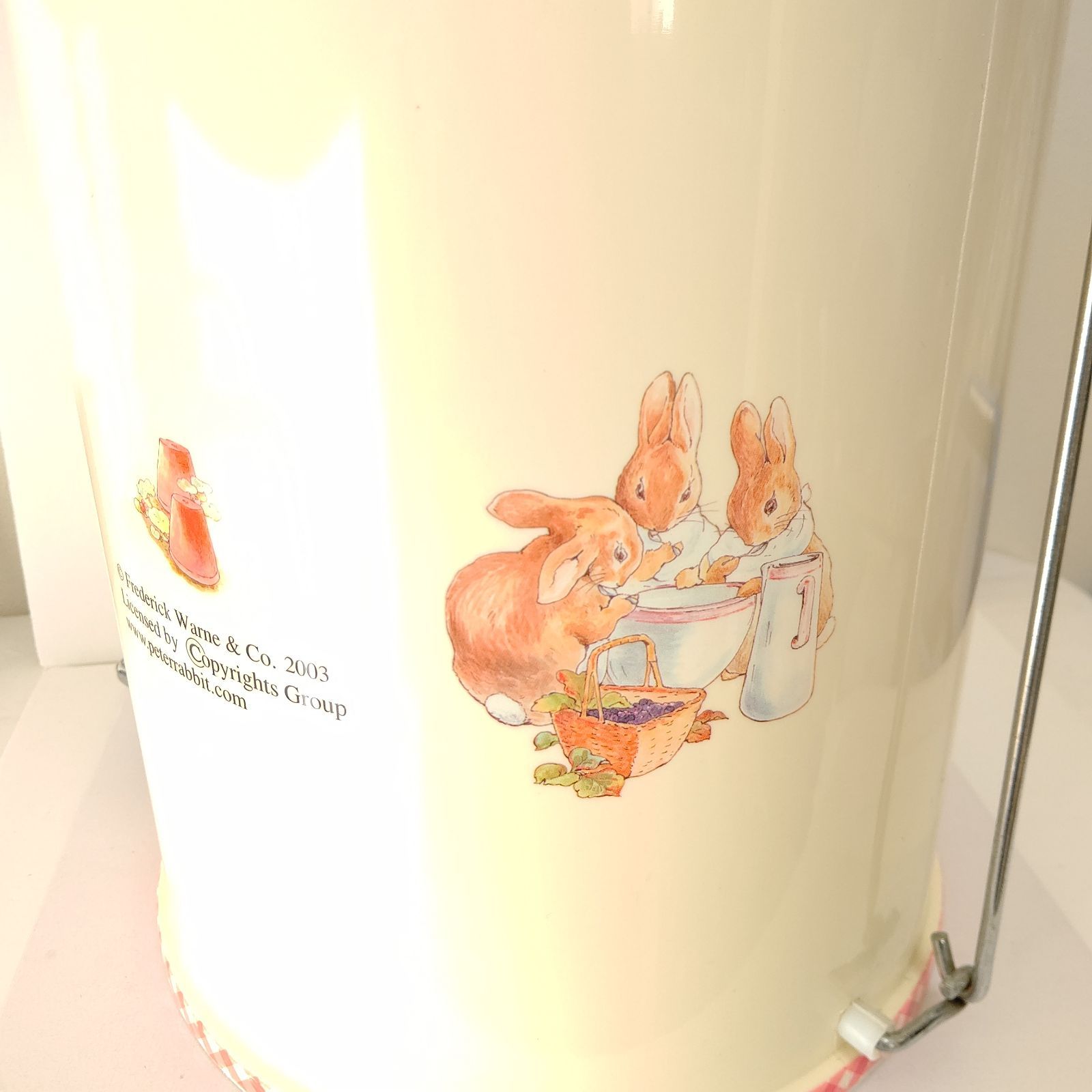 希少　廃盤　ピーターラビット　積水ライフテック　ダストボックス　ゴミ箱　20L 希少 廃盤 ピーターラビット 積水ライフテック ダストボックス ゴミ箱