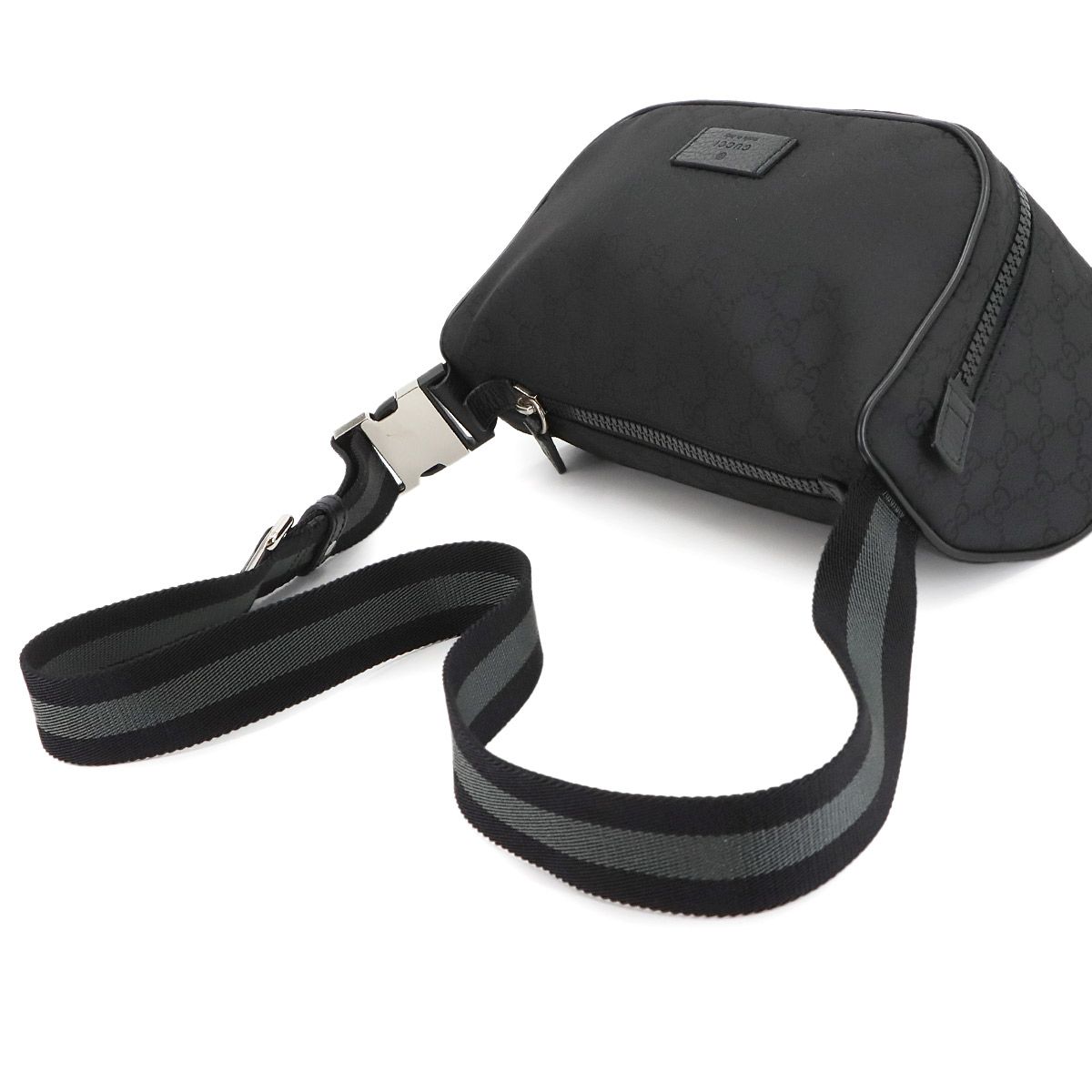 未使用 展示品 グッチ GUCCI クロスボディ ウエスト バッグ GGナイロン