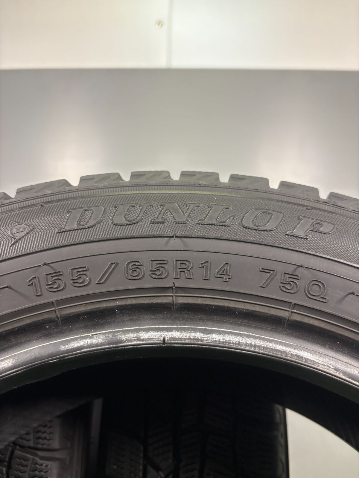  155 65 R 14 ダンロップ WM 02 4本 冬 タイヤ スタッドレス TA 853 14インチ スタッドレス