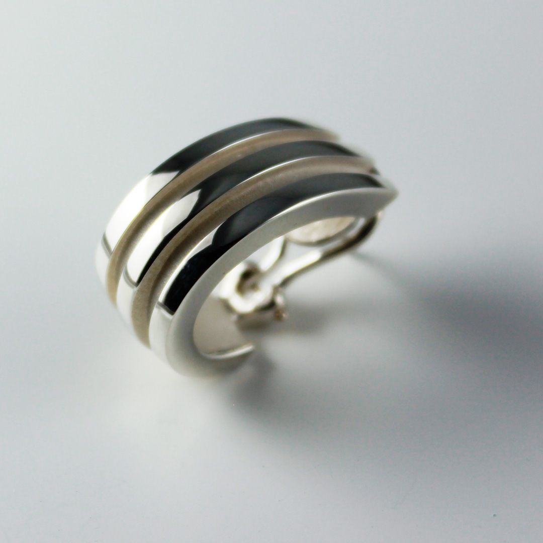 SA154 TIFFANY&Co. Grooved グルーブド ピアス ダブルライン SV925
