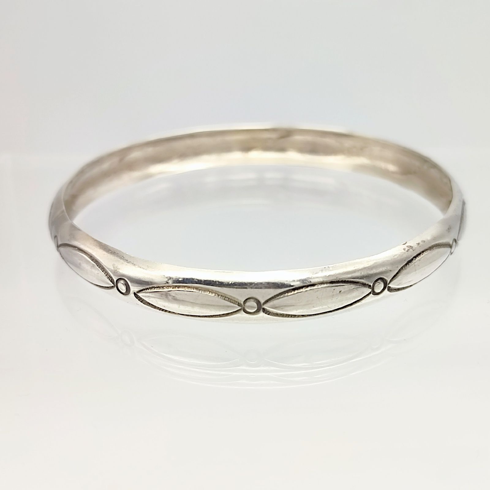 シルバー925 インディアンジュエリー バングル⁄ブレスレット