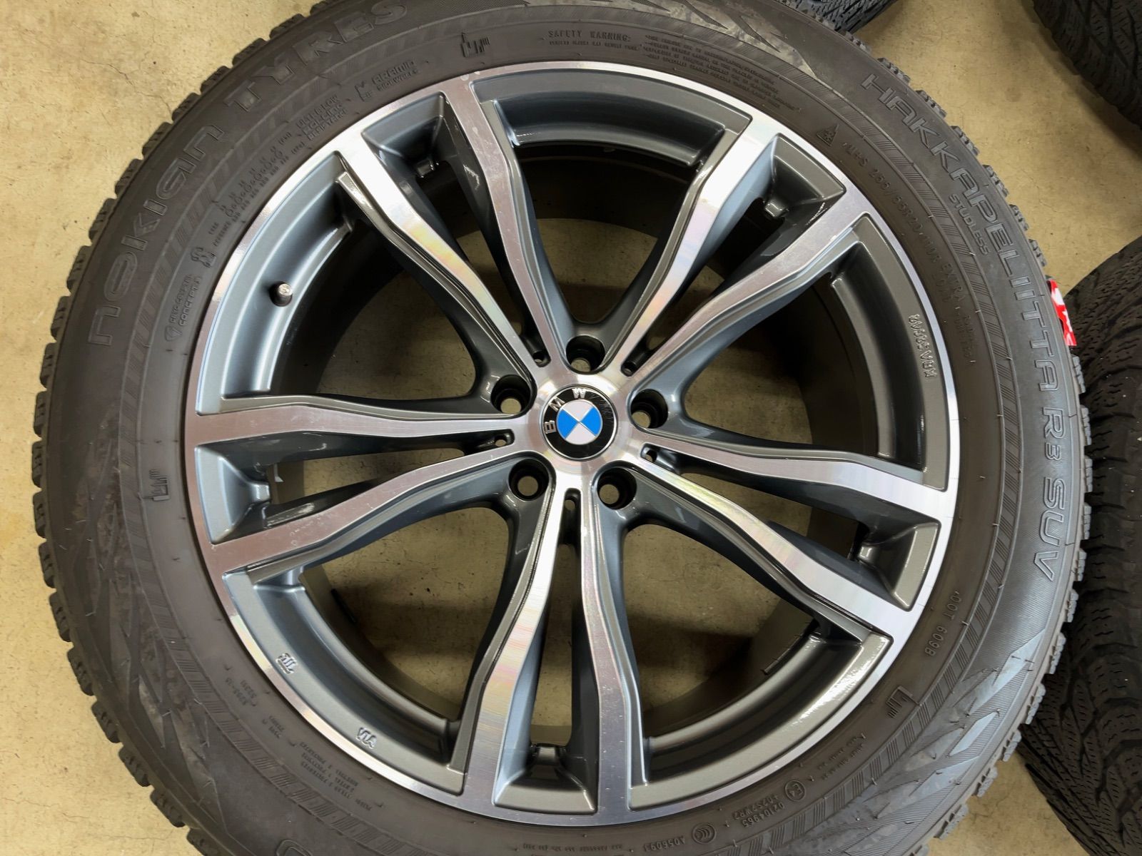  BMW X 7 G 07 ノキアン R 3 SUV 冬用 20インチ 4本セット 20インチ タイヤ ホイールセット