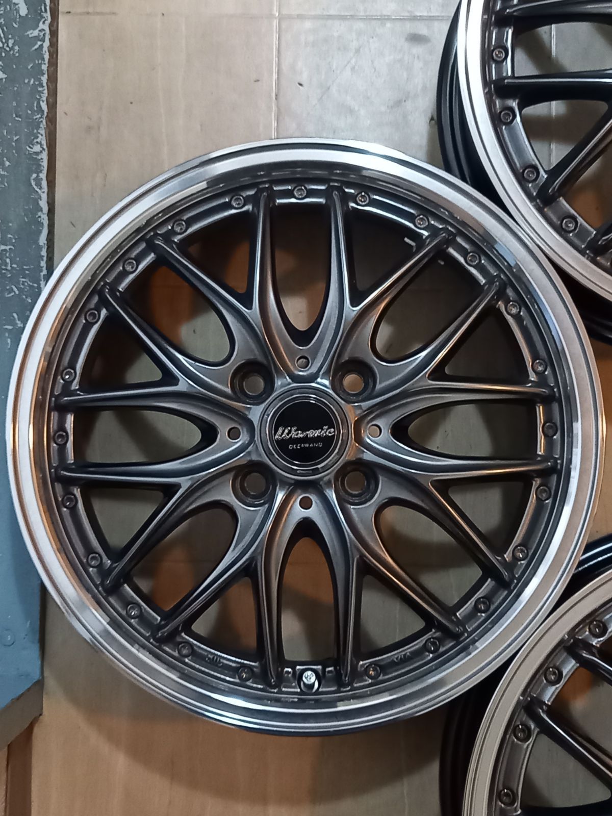 ディープリム 15インチアルミホイール