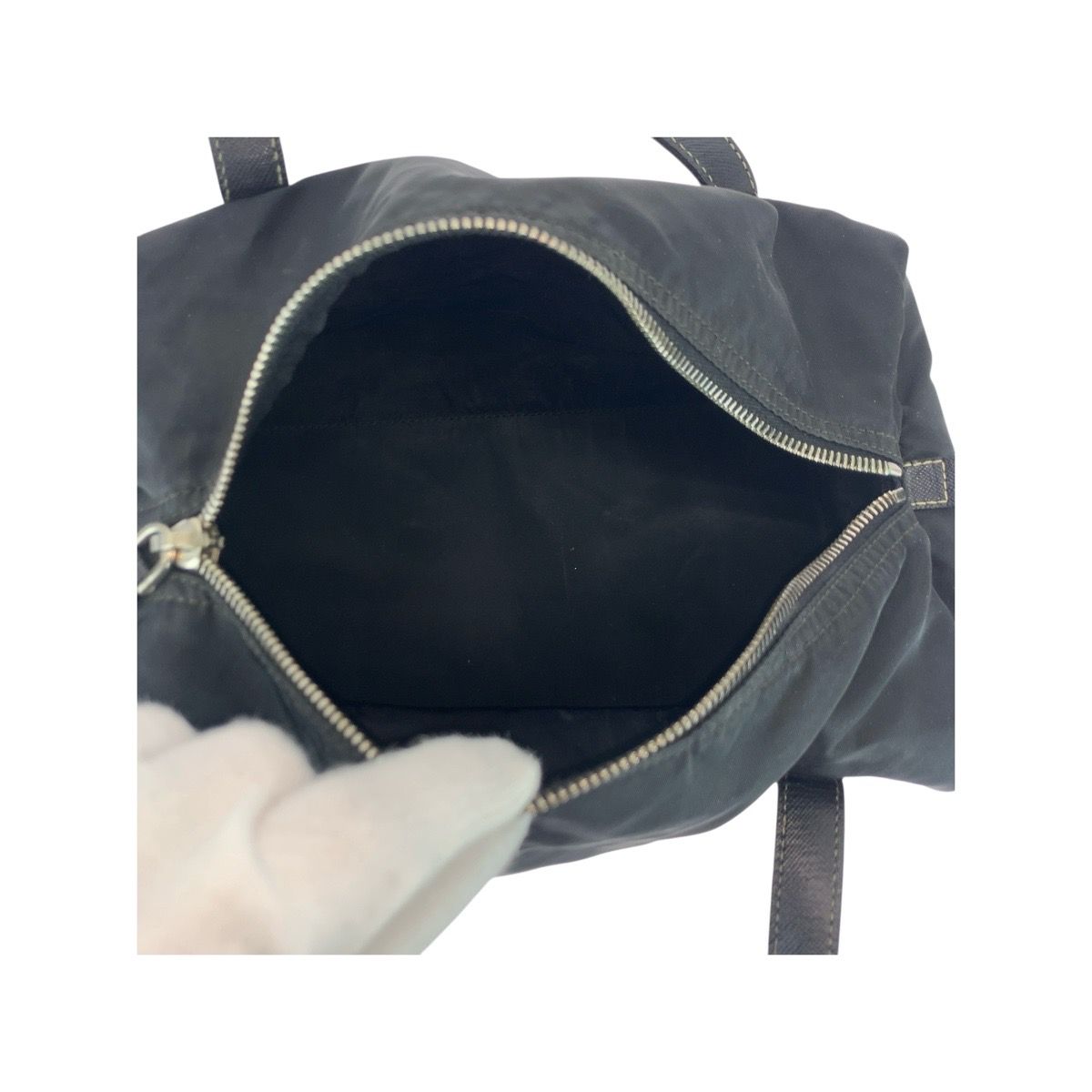 PRADA プラダ テスート 三角ロゴプレート ブラック 黒 シルバー金具