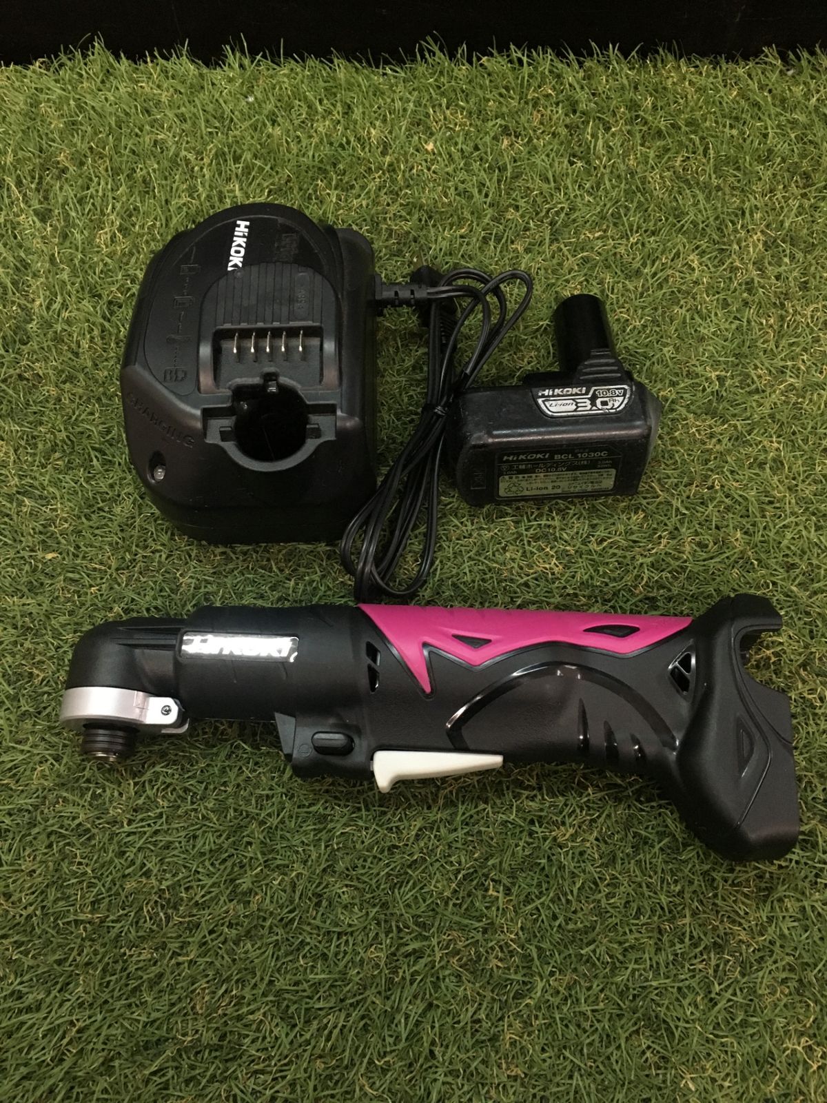 品 0906 HiKOKI ハイコーキ コードレスコーナンインパクトドライバーWH 10 DCL 本体 バッテリ 1 充電器UC SL 2