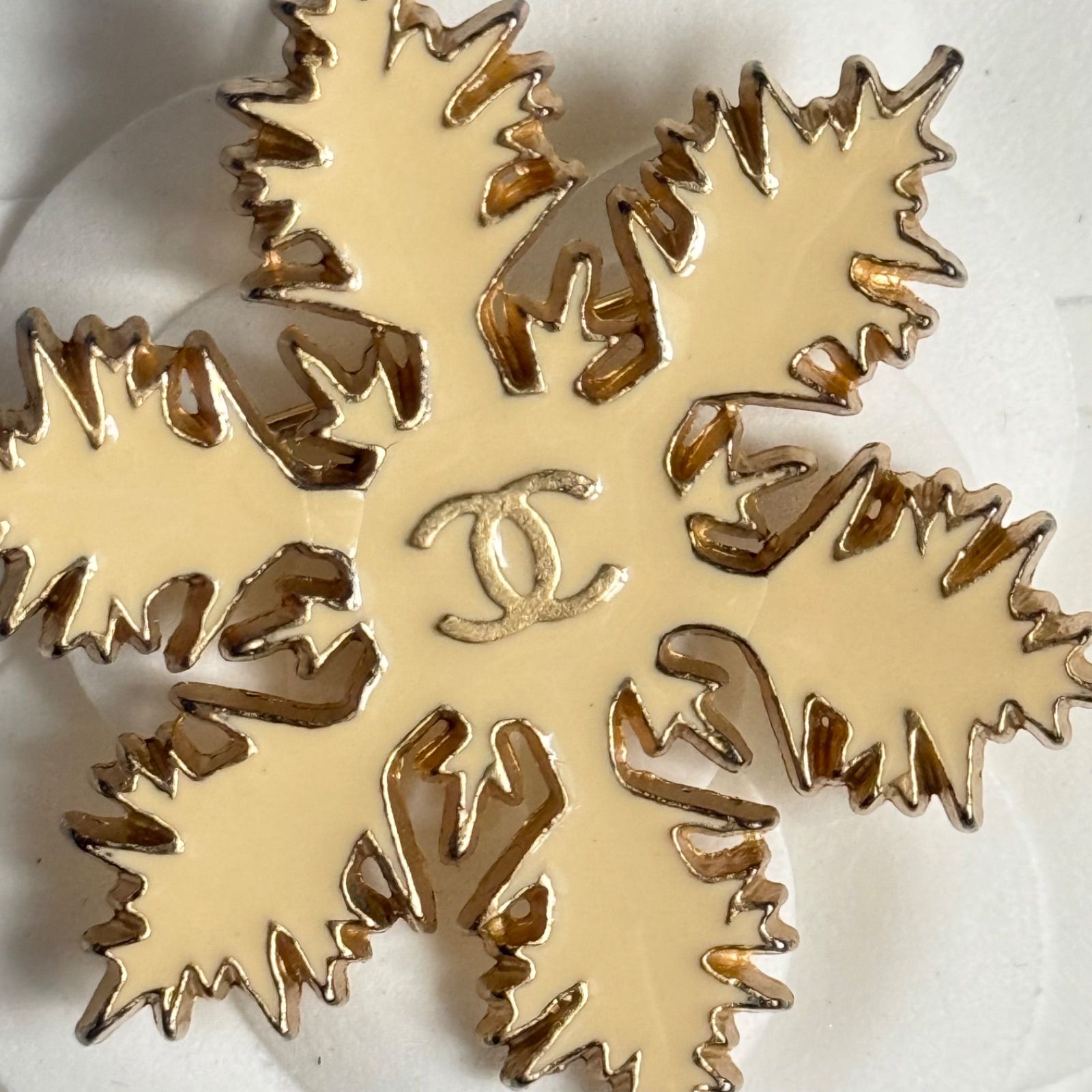 ブローチ スノーフレーク