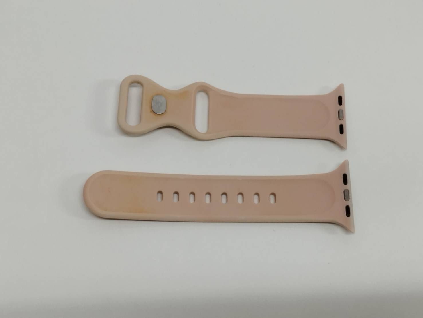 Apple Watch SE 第1世代|GPS|40 mm|A 2351|ゴールド MKQ 03 J|A 9