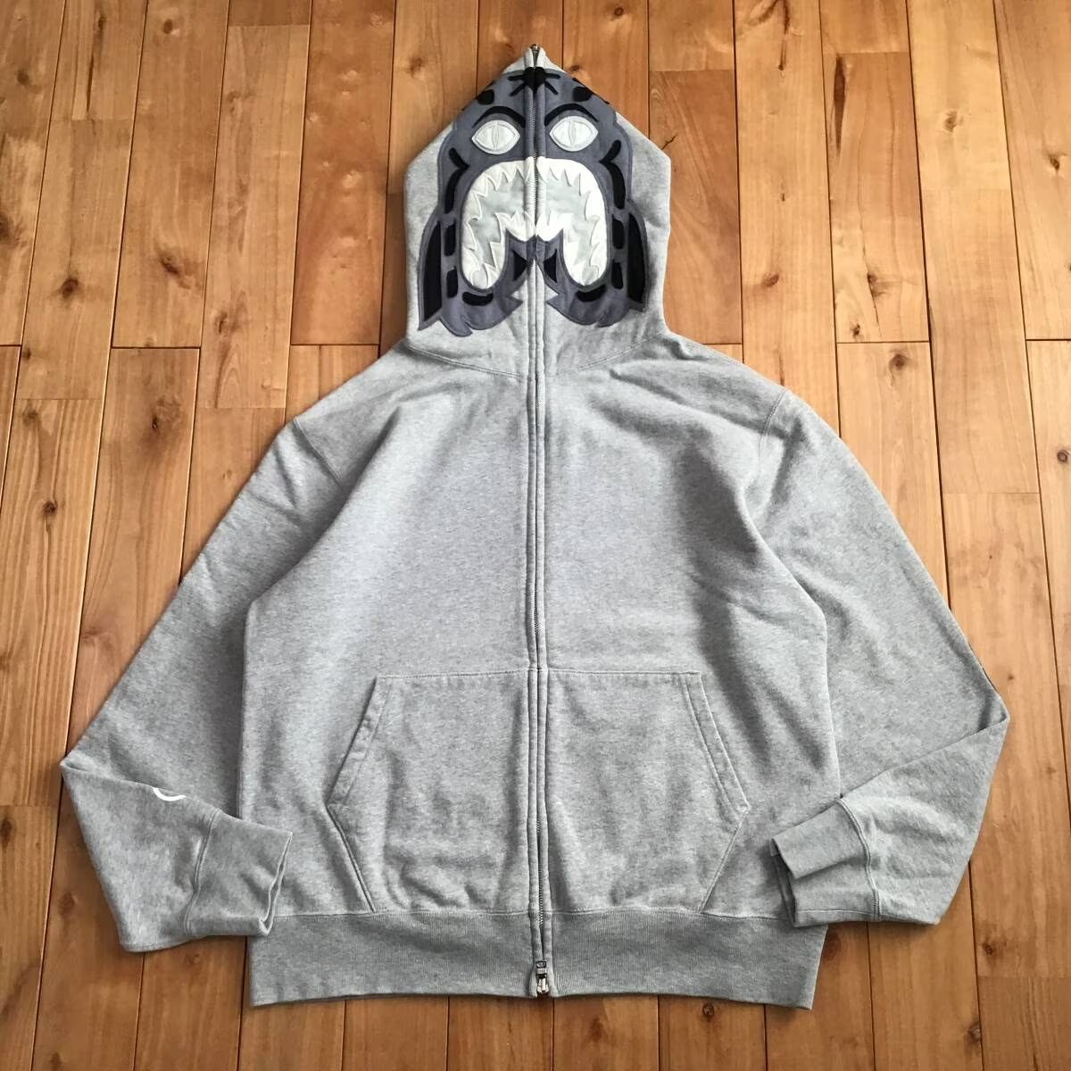 ☆NFS限定☆ タイガー パーカー Mサイズ tiger full zip hoodie a