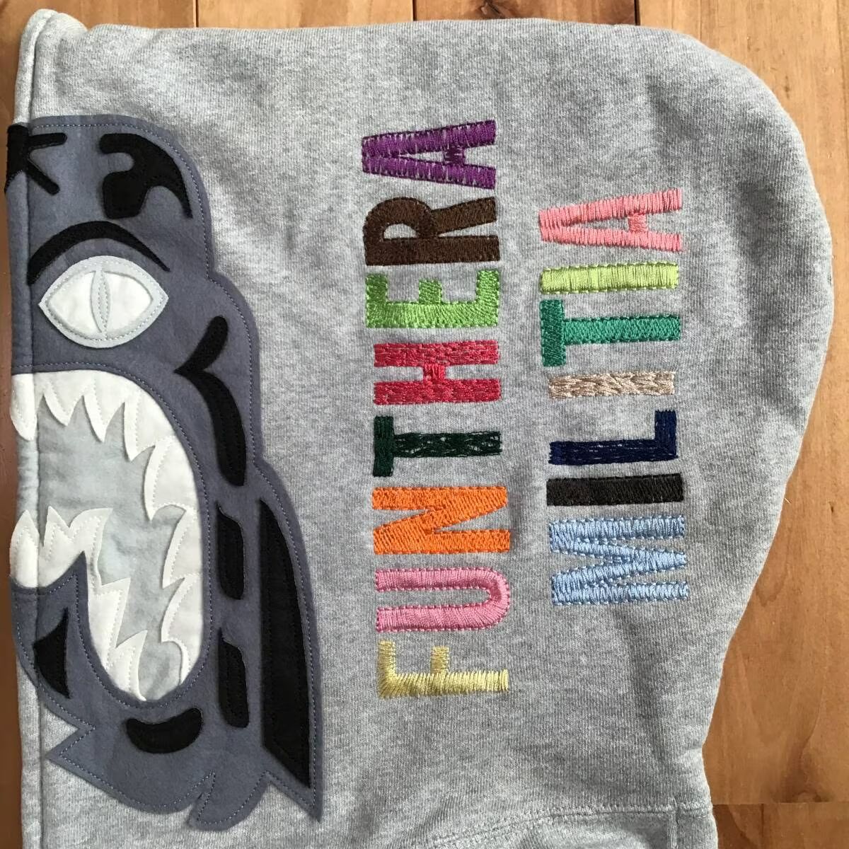 A BATHING APE カモフラ柄 タイガーパーカー　　NFS限定品 ☆NFS限定☆ タイガー パーカー Mサイズ tiger full zip hoodie a