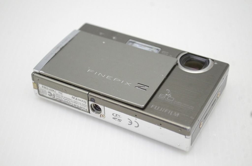 FUJIFILM フジフィルム FinePix Z100fd コンパクトデジタルカメラ