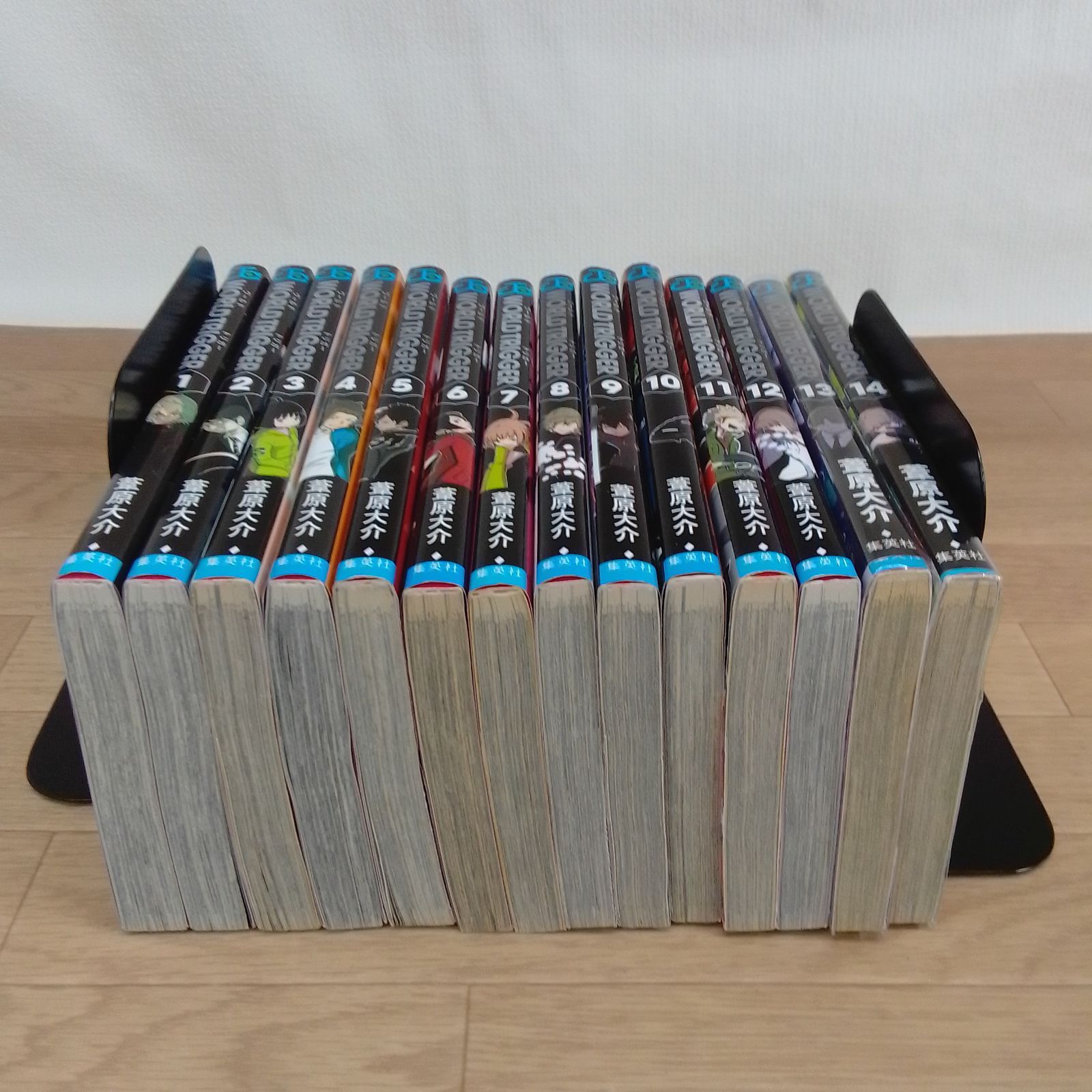 ☆【未開封4冊】ワールドトリガー 1～28巻 全巻コミックセット 《IO08B