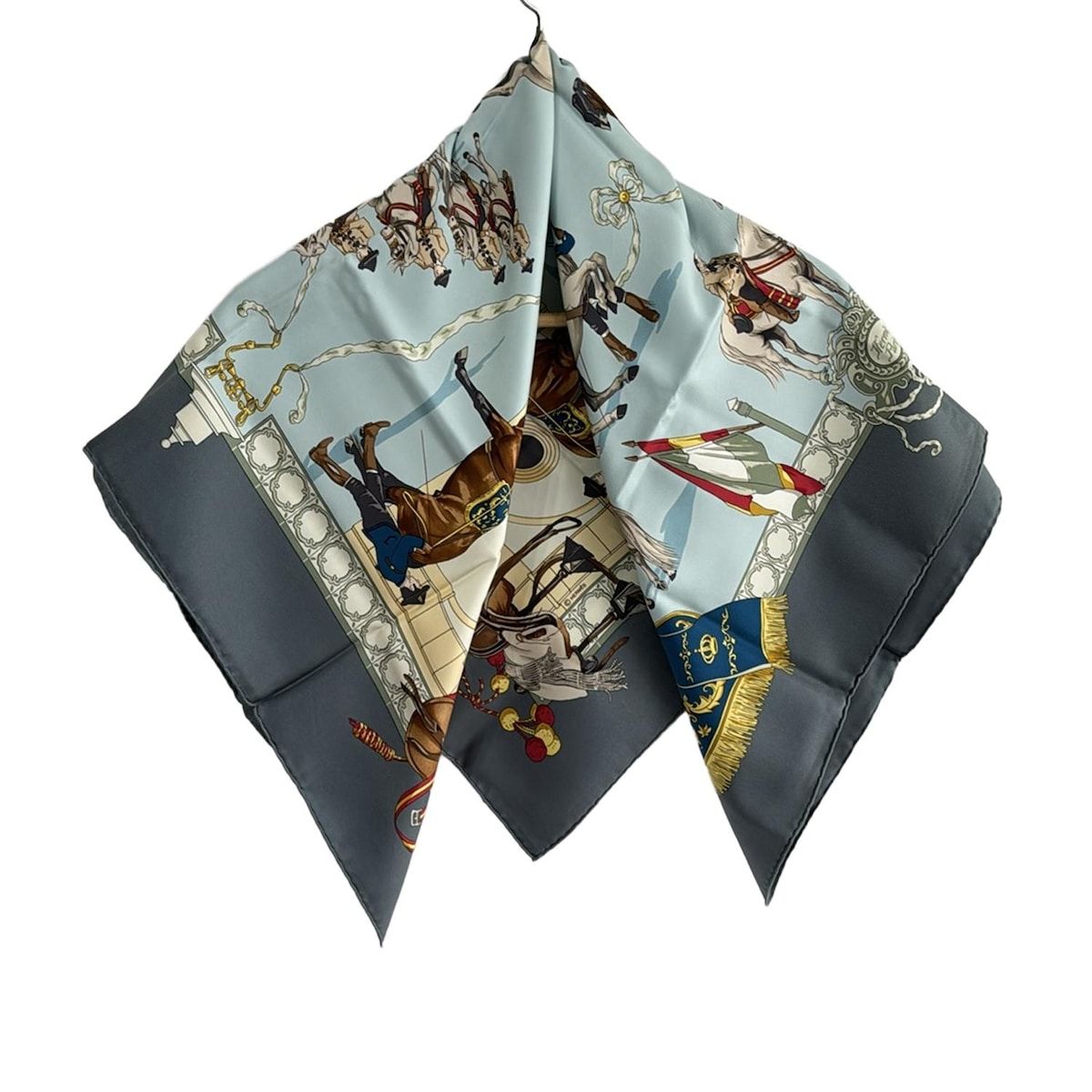 HERMES(エルメス) スカーフ美品 カレ90 ライトブルー×ライトグレー