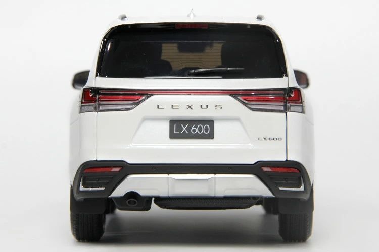 LCDモデル 1 18 トヨタ レクサス LX 600 ホワイト 開閉 LCD MODELS TOYOTA LEXUS White
