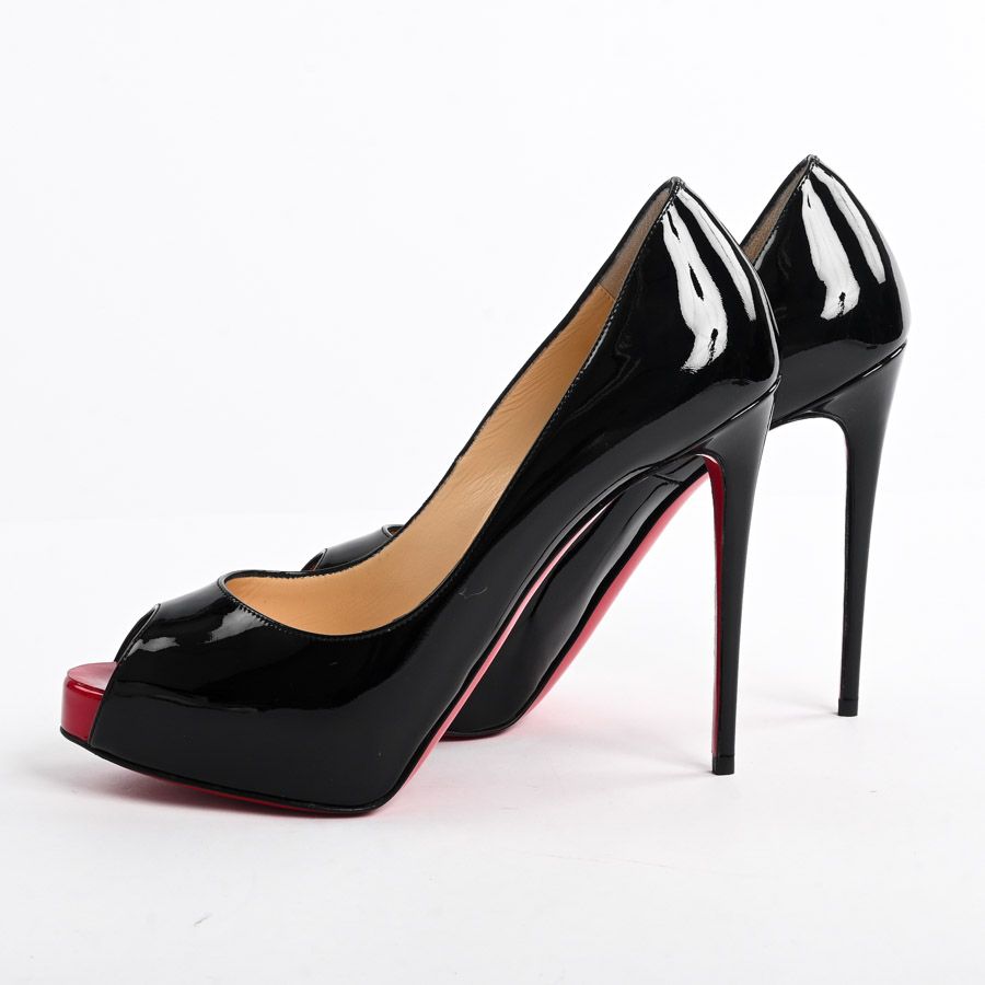 Christian Louboutin クリスチャンルブタン 靴 パンプス 1150600