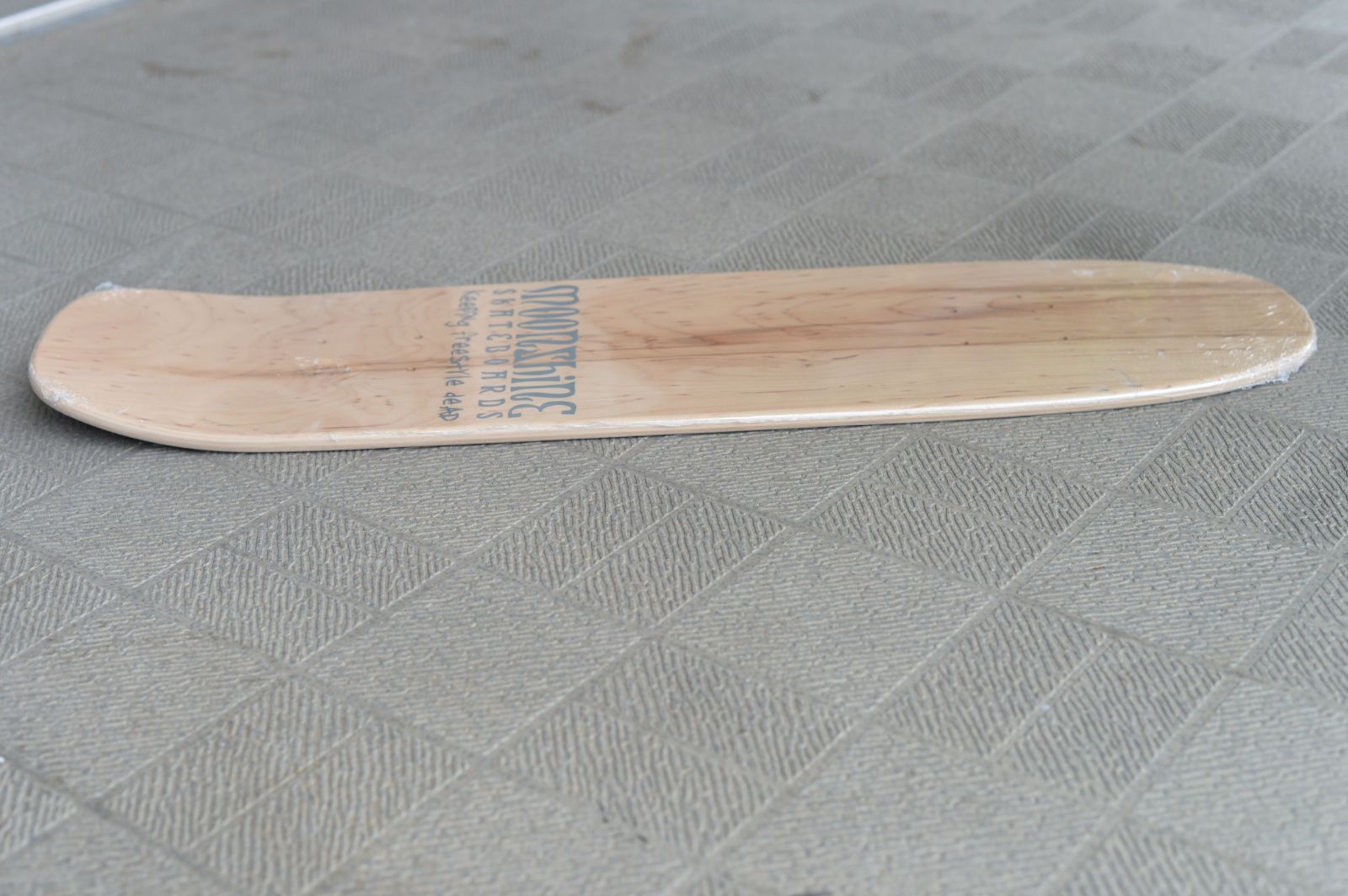 Moonshine Kill Your Idols シングルキックモデル 7.25 x 27.5