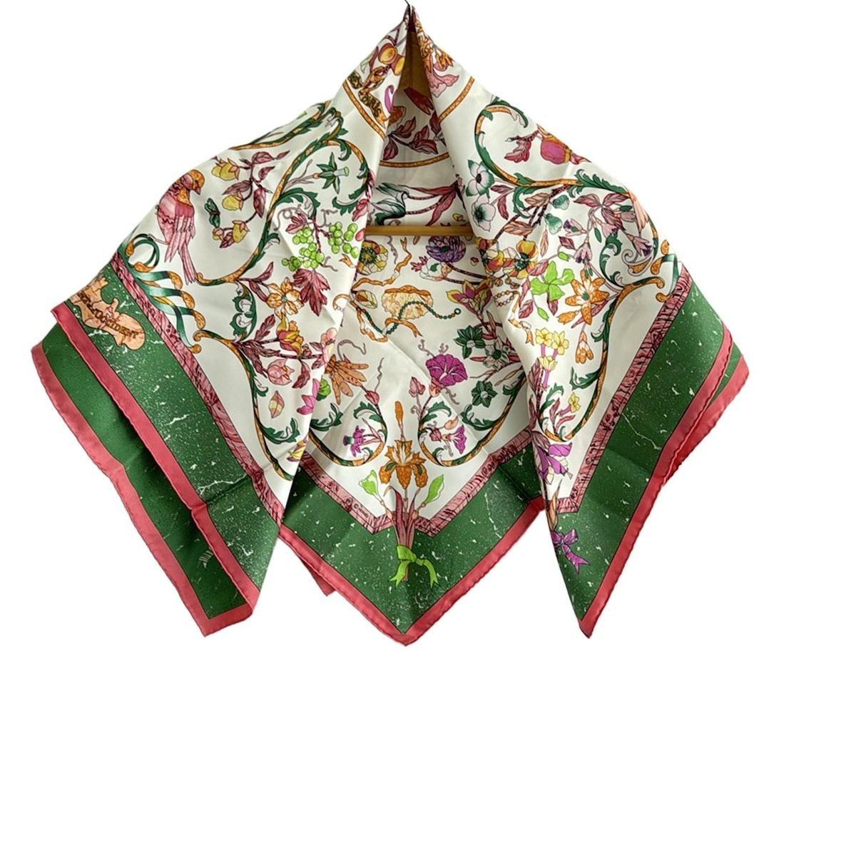 HERMES エルメス スカーフ カレ90 アイボリー×ピンク×マルチ PiERRES ｄ‘ORiENT et d OCCiDENT 鳥 花柄 バタフライ 蝶