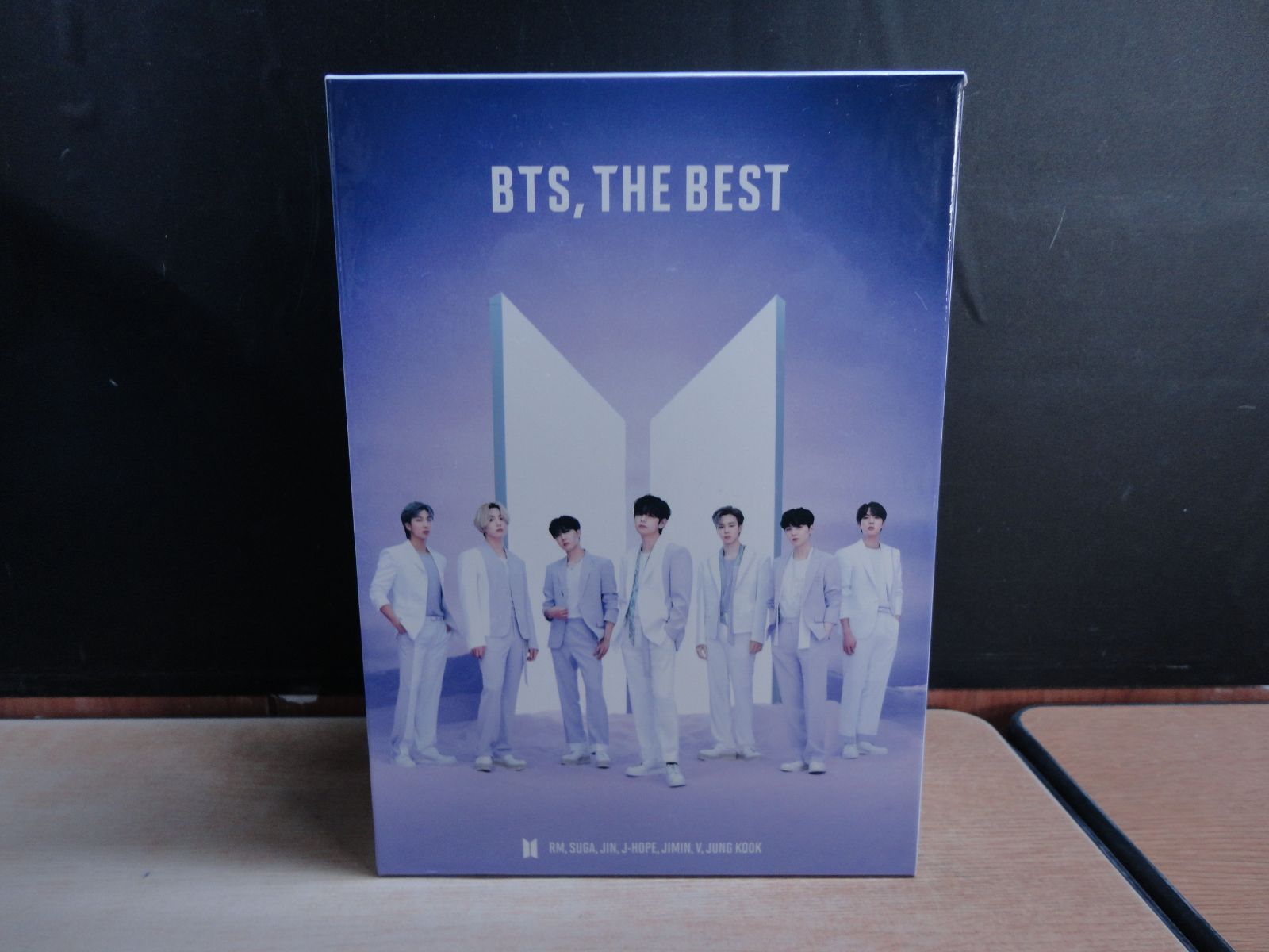 CD】BTS THE BEST 4形態セット トレカ付き - メルカリ