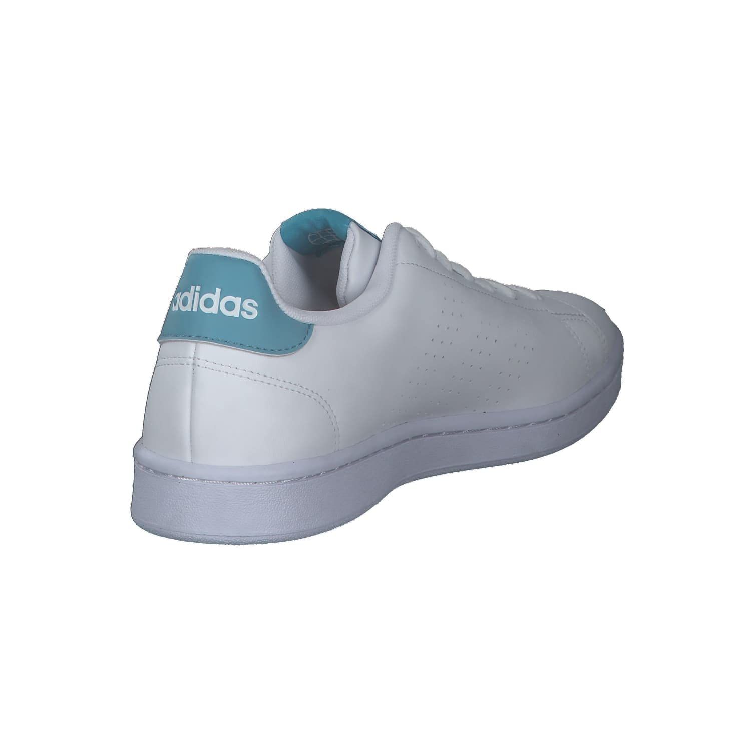 アディダス スニーカー