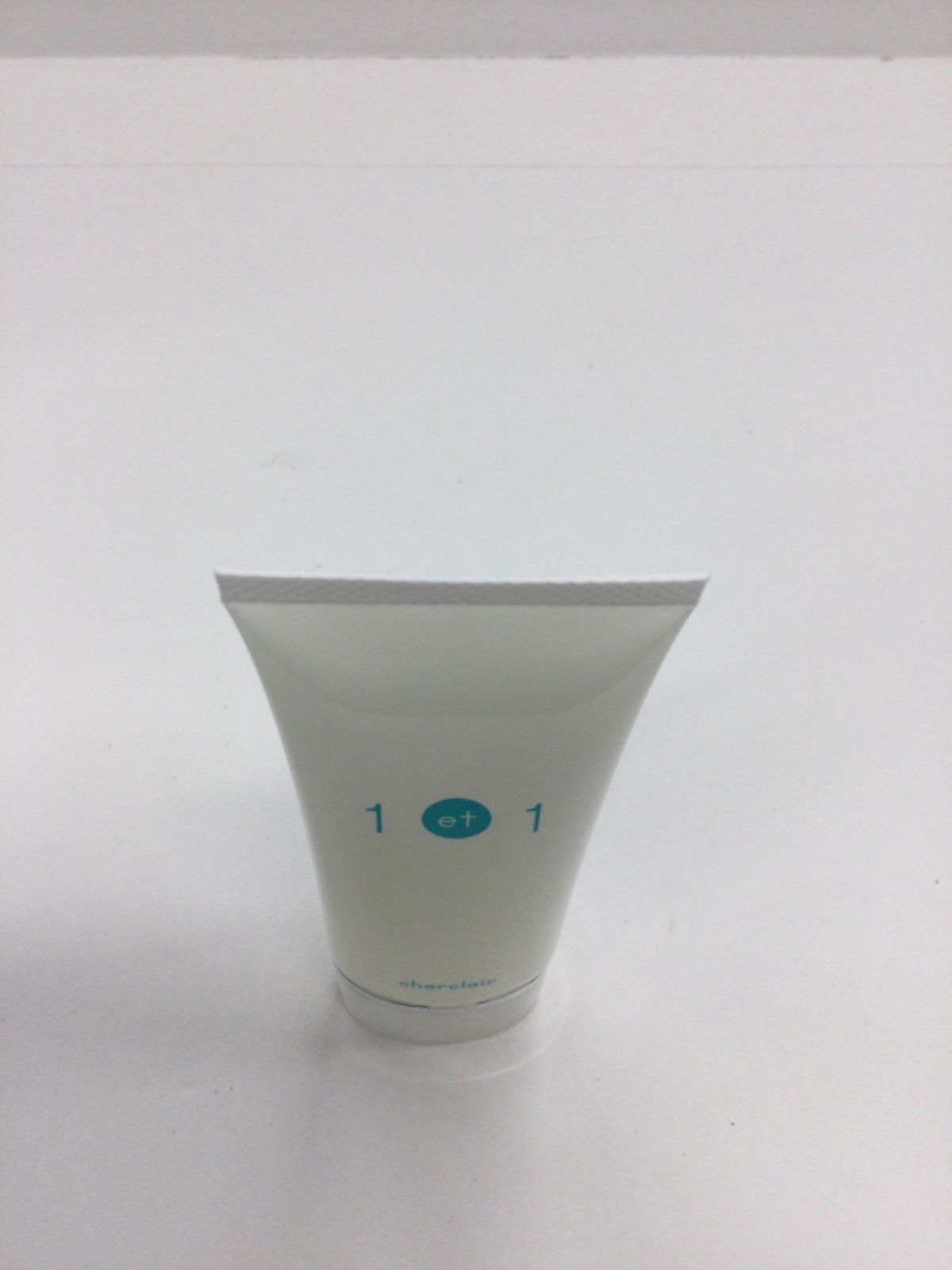 F2071 K charclair シャルクレール アンエアン 1et1 美白美容液M 30ml