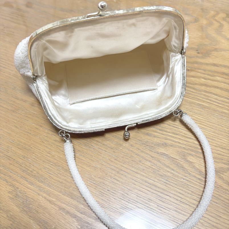 レトロ 和装バック ビーズハンドバッグ 白 - メルカリ