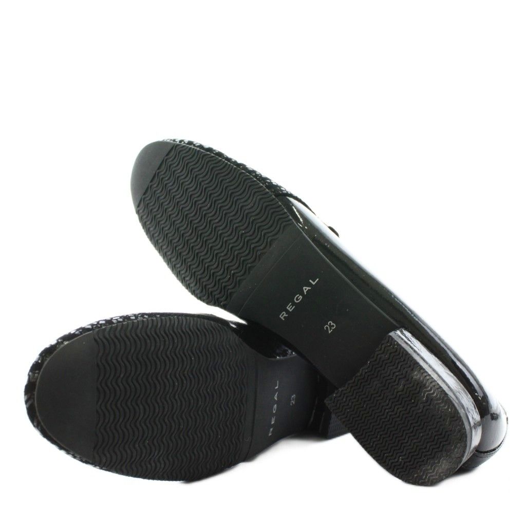 リーガル REGAL パンプス ラウンドトゥ エナメル 23.0cm 黒 ブラック