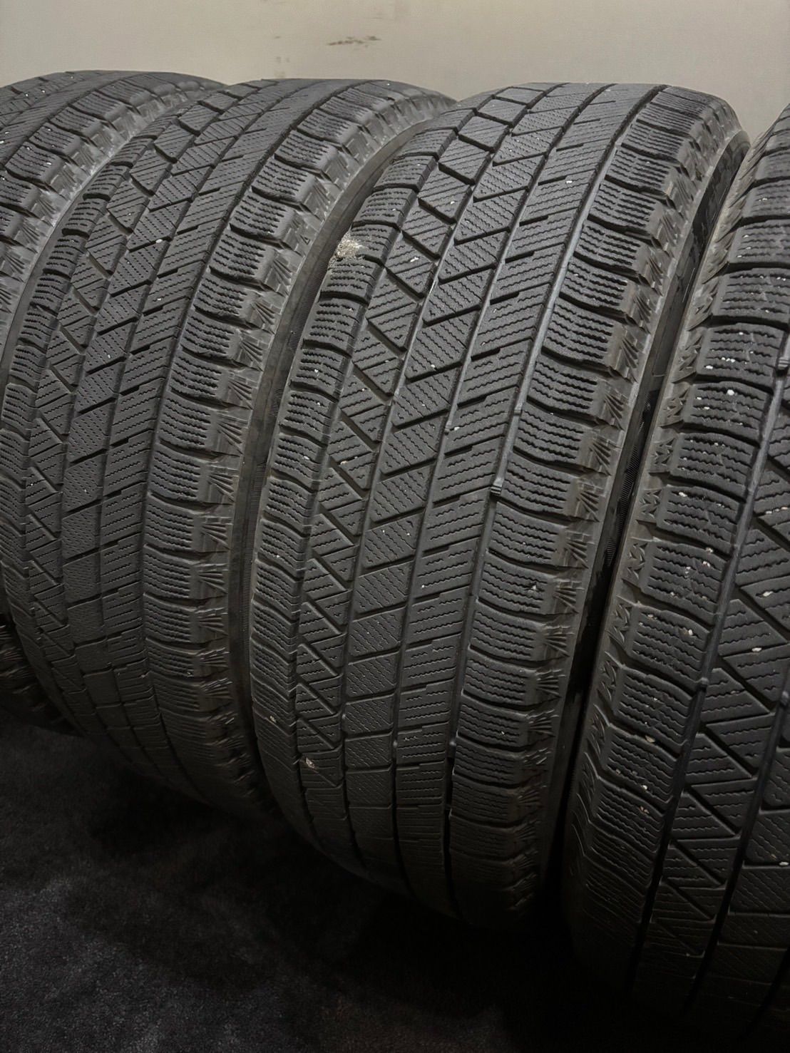 185 60 R 15 VRX 3 21年製 スタッドレス 4本 ブリヂストン ブリザック アクア ヤリス フィット 4 L 22